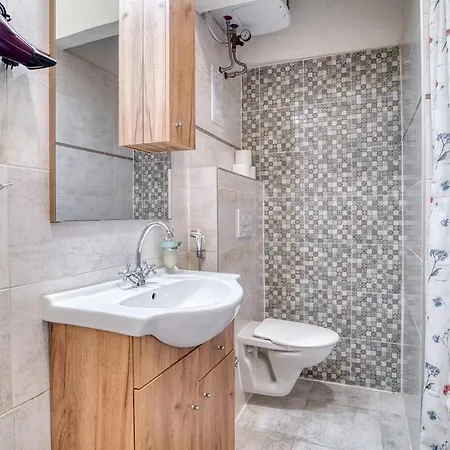 Apartment Charming Downtown Otilia